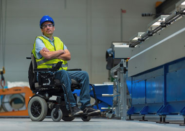HR-менеджмент: почему производственным компаниям стоит брать на работу сотрудников с инвалидностью