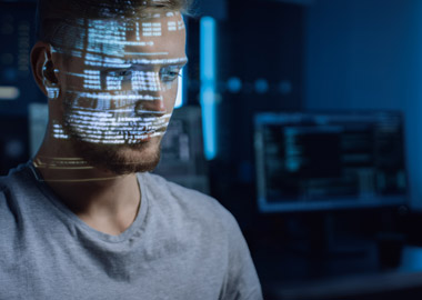Кадровый парадокс в IT-индустрии: «специалистов нет», но они как бы есть