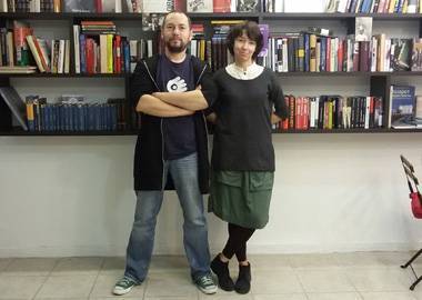 Бизнес в эмиграции: как репатрианты из Москвы открыли книжный магазин в Израиле