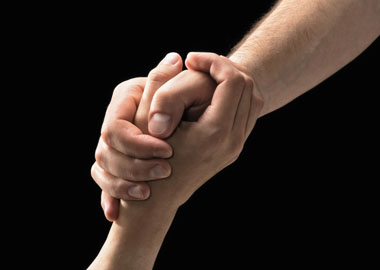 Помогать системно: как и зачем бизнесу начинать заниматься благотворительностью