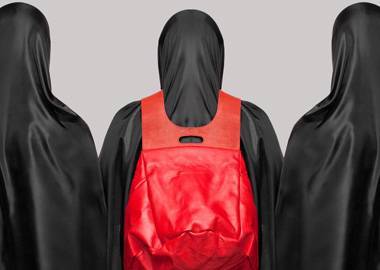С Pleathure за плечами: как заработать на пошиве дизайнерских рюкзаков