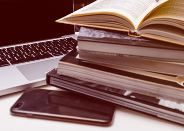 Словом и делом: зачем предприниматели пишут и издают книги