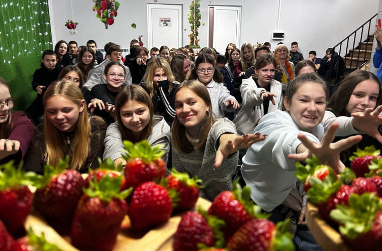 Клубничная ферма Strawberry_44_