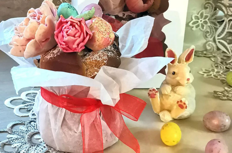 Кондитер Любовь Ратомская