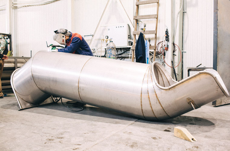 Детская площадка компании «Тайга»