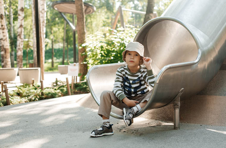 Детская площадка компании «Тайга»