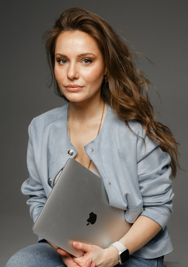 Алина Тавлуева