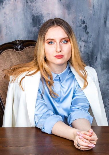 Юлия Пьянкова - руководитель отдела маркетинга компании «Мобилон»