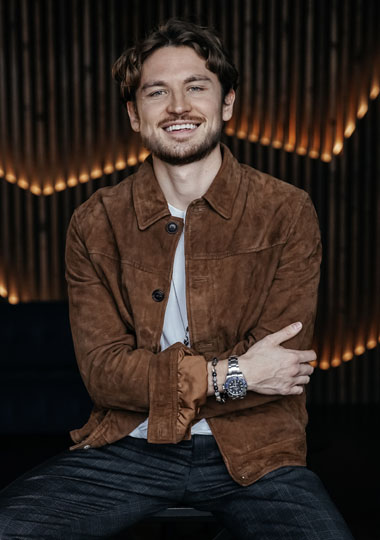 Евгений Савельев - основатель тренингового центра «Король говорит!»