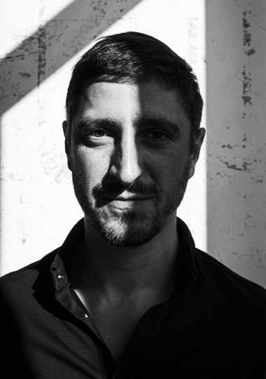 Григорий Волков, основатель студии камерной музыки Simple Music Ensemble Григорий Волков, основатель студии камерной музыки Simple Music Ensemble