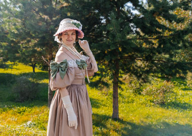 Анна Абрамова-Заворотинская - основатель студии светского танца Отражение Анна Абрамова-Заворотинская - основатель студии светского танца Отражение