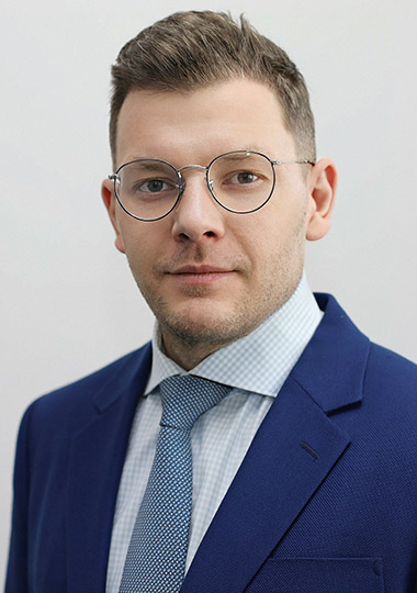 Максим Канищев