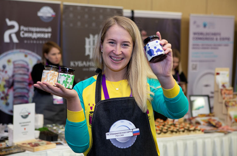 Олеся Ушакова