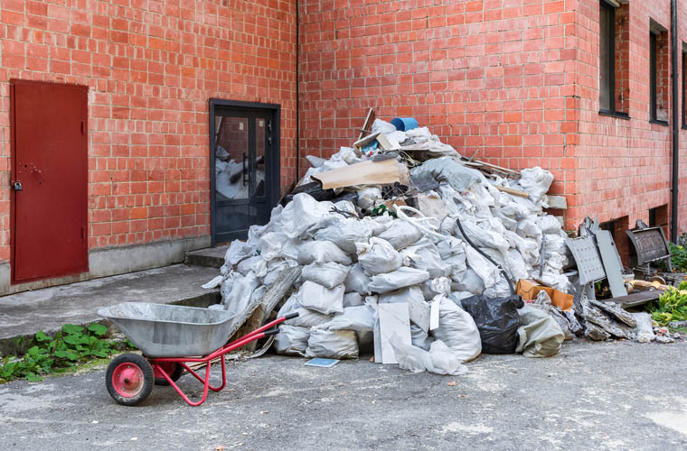 Как заработать на вывозе строительного мусора