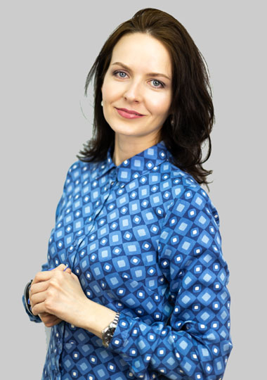 Марина Сахарова