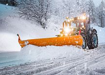 Бизнес на непогоде: как компания зарабатывает на расчистке и вывозе снега